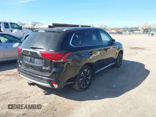2018 Mitsubishi Outlander SEL with VIN JA4J24A56JZ031678, listed as a IAAI auction lot 38897134 with 146,701 mi miles and . Bid and sale history available at DreamBid. Image 4.
