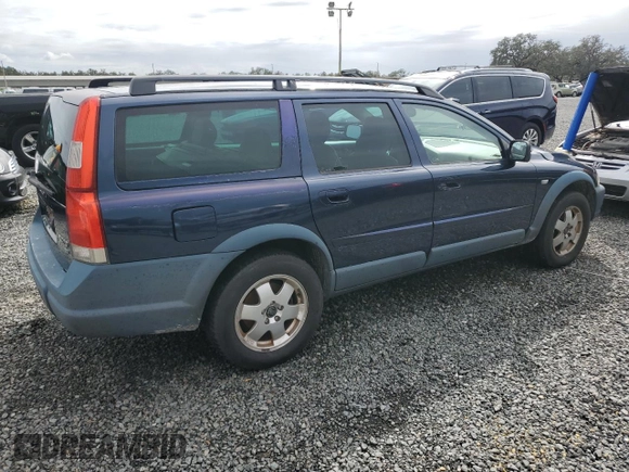 2004 Volvo V70 XC70 with VIN YV1SZ59H341134340, listed as a Copart auction lot 77031394 with 125,807 mi miles and Non Repairable. Bid and sale history available at carsss.com. Image 3.