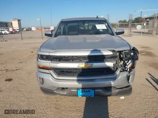 2018 Chevrolet Silverado 1500 LT with VIN 1GCVKREC1JZ343680, listed as a IAAI auction lot 41114773 with 92,889 mi miles. Bid and sale history available at carsss.com. Image 12.