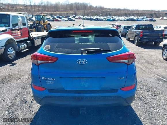 2017 Hyundai Tucson SE Plus with VIN KM8J3CA4XHU315340, listed as a IAAI auction lot 41857937 with 83,957 mi miles. Bid and sale history available at carsss.com. Image 16.