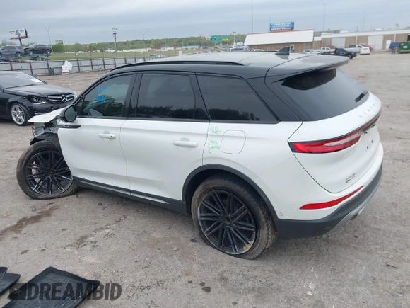 2020 Lincoln Corsair Standard z VIN 5LMCJ1C9XLUL01987, wystawiony jako IAAI lot #42044327 z przebiegiem 98 963 mil mil oraz . Historia ofert i sprzedaży dostępna na DreamBid. Obrazek 15.