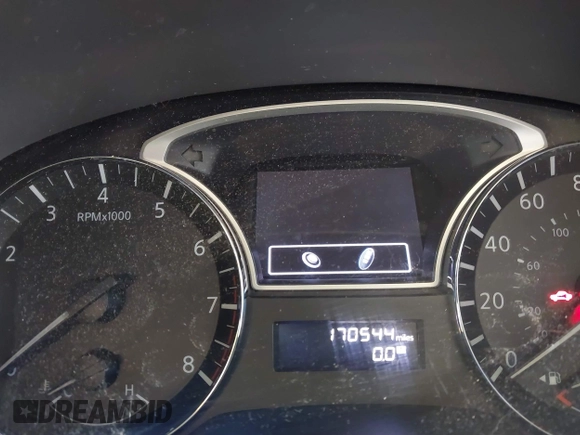 2013 Nissan Pathfinder SV with VIN 5N1AR2MM4DC633829, listed as a IAAI auction lot 41270312 with 170,544 mi miles. Bid and sale history available at carsss.com. Image 7.