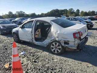 2006 Volkswagen Passat Sedan 2.0T with VIN WVWAK73C66P181277, listed as a Copart auction lot 74912304 with 241,003 mi miles and Salvage Title. Bid and sale history available at carsss.com. Image 2.
