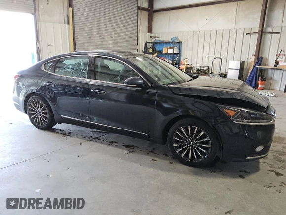 2017 Kia Cadenza Premium with VIN KNALC4J18H5093963, listed as a Copart auction lot 77970704 with 83,385 mi miles and Clean Title. Bid and sale history available at carsss.com. Image 4.