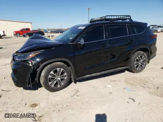 2021 Toyota Highlander XLE with VIN 5TDGZRAH7MS048515, listed as a Copart auction lot 47862005 with 88,618 mi miles and Salvage Title. Bid and sale history available at carsss.com. Image 1.