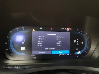 2024 Volvo S60 Plus Dark Theme z VIN 7JRL12TL4RG280801, wystawiony jako Copart lot #59200795 z przebiegiem 29 046 mil mil oraz Czysty tytuł • Clean title. Historia ofert i sprzedaży dostępna na DreamBid. Obrazek 9.