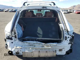 2023 Genesis GV70 2.5T с VIN KMUMADTB5PU121433, выставлен на аукционе Copart как лот 54275035 с пробегом 15 038 миль миль и Списание • Salvage title. История ставок и продаж доступна на DreamBid. Изображение 6.