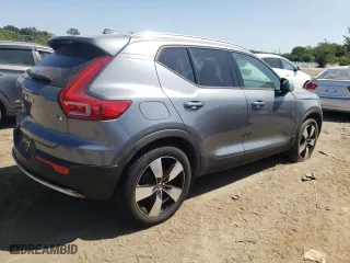 2019 Volvo XC40 Momentum with VIN YV4162UK3K2131387, listed as a Copart auction lot 66198303 with 13,032 mi miles. Bid and sale history available at carsss.com. Image 3.
