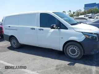 2020 Mercedes-Benz Metris Cargo z VIN WD3PG2EA2L3674302, wystawiony jako IAAI lot #42314117 z przebiegiem 116 502 mil mil oraz . Historia ofert i sprzedaży dostępna na DreamBid. Obrazek 13.