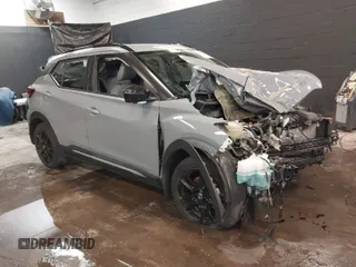 2021 Nissan Kicks SR with VIN 3N1CP5DV3ML539123, listed as a IAAI auction lot 41606681 with 47,710 mi miles. Bid and sale history available at carsss.com. Image 1.