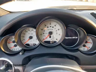 2017 Porsche Cayenne GTS z VIN WP1AD2A23HLA81234, wystawiony jako Copart lot #49897205 z przebiegiem 75 835 mil mil oraz Szkoda całkowita • Salvage title. Historia ofert i sprzedaży dostępna na DreamBid. Obrazek 9.
