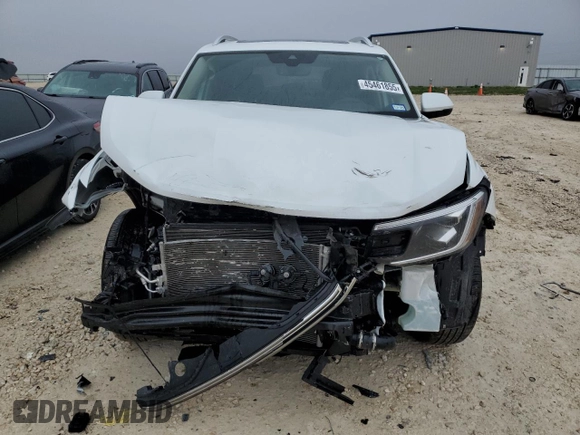 2024 Volkswagen Atlas SEL with VIN 1V2BR2CA8RC539703, listed as a Copart auction lot 45461855 with 20,789 mi miles and Salvage title. Bid and sale history available at DreamBid. Image 5.