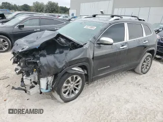 2019 Jeep Cherokee Latitude Plus with VIN 1C4PJLLNXKD119576, listed as a Copart auction lot 83273884 with 42,474 mi miles and Non Repairable. Bid and sale history available at carsss.com. Image 1.