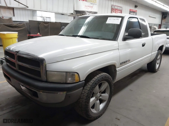 2001 Dodge Ram 1500 with VIN 3B7HC13Y41G741119, listed as a IAAI auction lot 41734781 with 1 mi miles. Bid and sale history available at carsss.com. Image 2.