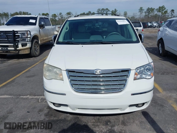 2010 Chrysler Town & Country Limited with VIN 2A4RR6DX7AR124114, listed as a IAAI auction lot 41595803 with 183,684 mi miles. Bid and sale history available at carsss.com. Image 6.