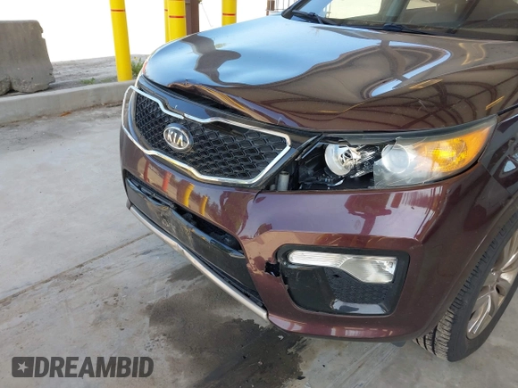 2011 Kia Sorento SX with VIN 5XYKWDA23BG120760, listed as a IAAI auction lot 42111403 with 119,666 mi miles. Bid and sale history available at carsss.com. Image 12.