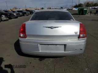 2005 Chrysler 300 with VIN 2C3JA43R95H189600, listed as a Copart auction lot 50259025 with 182,443 mi miles and Clean Title. Bid and sale history available at carsss.com. Image 6.