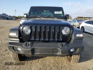 2018 Jeep Wrangler Sport S with VIN 1C4GJXAG4JW161238, listed as a Copart auction lot 42448695 with 87,003 mi miles and Salvage title. Bid and sale history available at DreamBid. Image 5.