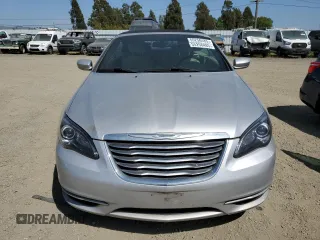 2011 Chrysler 200 Touring with VIN 1C3BC2EB0BN532266, listed as a Copart auction lot 55258485 with 171,210 mi miles and Clean Title. Bid and sale history available at carsss.com. Image 5.