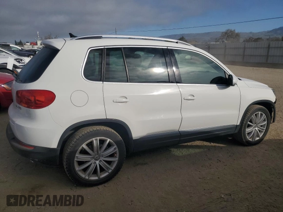 2012 Volkswagen Tiguan SE with VIN WVGAV7AX6CW555896, listed as a Copart auction lot 46454225 with 150,633 mi miles and Salvage Title. Bid and sale history available at DreamBid. Image 3.