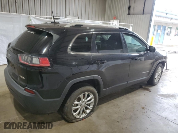 2019 Jeep Cherokee Latitude z VIN 1C4PJLCB0KD203735, wystawiony jako Copart lot #54424005 z przebiegiem 120 427 mil mil oraz Czysty tytuł • Clean title. Historia ofert i sprzedaży dostępna na DreamBid. Obrazek 3.