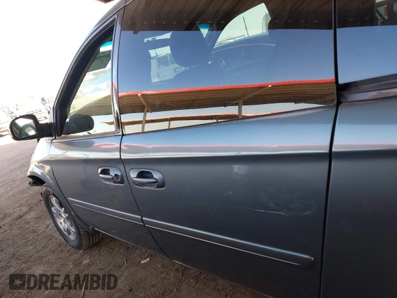2005 Dodge Caravan SXT z VIN 2D4GP44L95R228407, wystawiony jako IAAI lot #40990061 z przebiegiem 220 844 mil mil oraz . Historia ofert i sprzedaży dostępna na DreamBid. Obrazek 14.