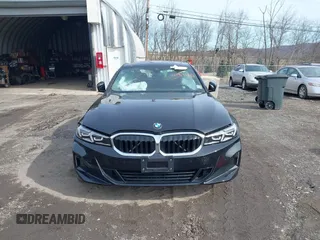 2024 BMW 3 Series 330i xDrive with VIN 3MW89FF04R8E03630, listed as a IAAI auction lot 40983630 with 15,462 mi miles. Bid and sale history available at carsss.com. Image 12.