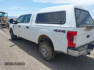 2017 Ford F-250 Lariat с VIN 1FT7W2B62HEE33764, выставлен на аукционе IAAI как лот 42178302 с пробегом 188 328 миль миль и . История ставок и продаж доступна на DreamBid. Изображение 3.