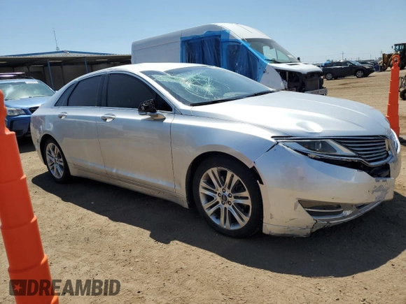 2013 Lincoln MKZ z VIN 3LN6L2GK6DR827247, wystawiony jako Copart lot #58029095 z przebiegiem 159 174 mil mil oraz Szkoda całkowita • Salvage title. Historia ofert i sprzedaży dostępna na DreamBid. Obrazek 4.