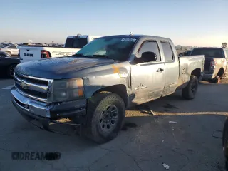 2010 Chevrolet Silverado 1500 LT with VIN 1GCSCSEA3AZ264260, listed as a Copart auction lot 89023005 with 90,615 mi miles and Salvage Title. Bid and sale history available at DreamBid. Image 1.