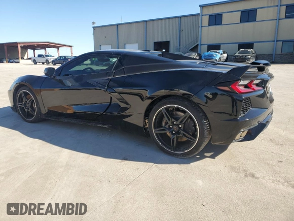 2022 Chevrolet Corvette 3LT with VIN 1G1YC3D4XN5111621, listed as a Copart auction lot 47439585 with 9,795 mi miles and Salvage Title. Bid and sale history available at carsss.com. Image 2.