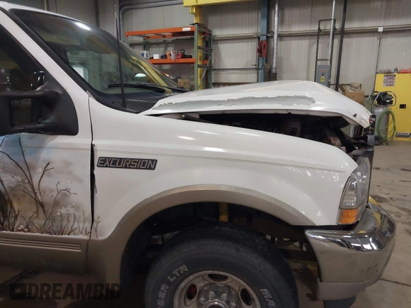 2000 Ford Excursion Limited с VIN 1FMSU43F8YED45694, выставлен на аукционе IAAI как лот 41547949 с пробегом 234 845 миль миль и . История ставок и продаж доступна на DreamBid. Изображение 17.