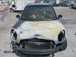 2014 MINI Countryman S with VIN WMWZC3C55EWP25697, listed as a IAAI auction lot 41797132 with Not Provided miles and . Bid and sale history available at DreamBid. Image 6.