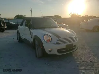 2015 MINI Cooper Convertible with VIN WMWZN3C51FT861967, listed as a Copart auction lot 76823834 with 90,515 mi miles and Salvage Title. Bid and sale history available at carsss.com. Image 12.