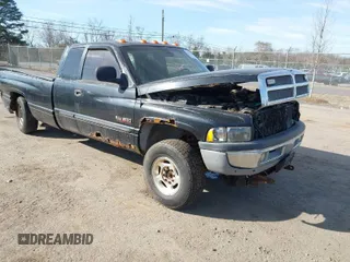 2001 Dodge Ram 2500 with VIN 3B7KF23631G718044, listed as a IAAI auction lot 41834498 with 154,515 mi miles. Bid and sale history available at carsss.com. Image 1.