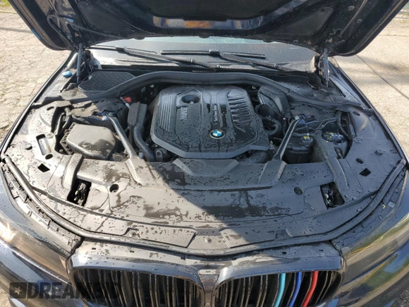 2016 BMW 7 Series 740i with VIN WBA7E2C56GG738788, listed as a Copart auction lot 60654015 with 96,059 mi miles and Clean title. Bid and sale history available at DreamBid. Image 11.