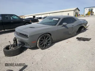 2018 Dodge Challenger SXT z VIN 2C3CDZAG4JH118524, wystawiony jako Copart lot #49784495 z przebiegiem 142 701 mil mil oraz Szkoda całkowita • Salvage title. Historia ofert i sprzedaży dostępna na DreamBid. Obrazek 1.