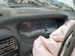 1996 Geo Prizm z VIN 1Y1SK5267TZ054974, wystawiony jako Copart lot #85669264 z przebiegiem Nie podano mil oraz Szkody całkowita. Historia ofert i sprzedaży dostępna na DreamBid. Obrazek 9.