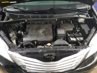 2011 Toyota Sienna XLE z VIN 5TDDK3DC6BS001431, wystawiony jako Copart lot #86715054 z przebiegiem 193 640 mil mil oraz Szkoda całkowita • Salvage title. Historia ofert i sprzedaży dostępna na DreamBid. Obrazek 11.