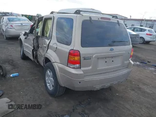 2007 Ford Escape Limited with VIN 1FMCU04137KC07416, listed as a IAAI auction lot 41452095 with Not provided miles and . Bid and sale history available at DreamBid. Image 3.
