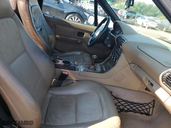 2000 BMW Z3 2.5L with VIN WBACH9341YLF88574, listed as a Copart auction lot 41901735 with 395,118 mi miles and Non Repairable. Bid and sale history available at carsss.com. Image 11.