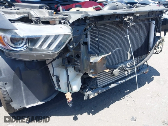 2015 Ford Mustang EcoBoost z VIN 1FA6P8TH4F5420173, wystawiony jako IAAI lot #42236518 z przebiegiem Nie podano mil oraz . Historia ofert i sprzedaży dostępna na DreamBid. Obrazek 17.
