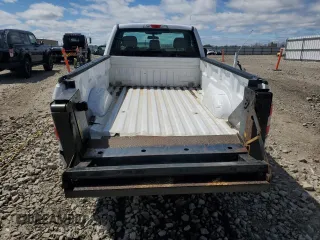 2019 Ford F-150 XL z VIN 1FTMF1CB0KKC19082, wystawiony jako Copart lot #54424375 z przebiegiem 83 107 mil mil oraz Nie do naprawy • Non repairable. Historia ofert i sprzedaży dostępna na DreamBid. Obrazek 6.
