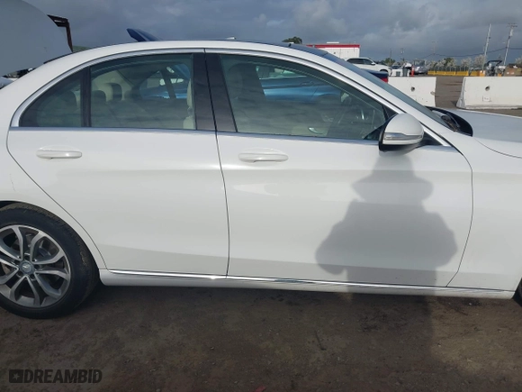 2015 Mercedes-Benz C-Class C 300 with VIN 55SWF4JB2FU043957, listed as a IAAI auction lot 41906033 with 99,094 mi miles. Bid and sale history available at carsss.com. Image 13.