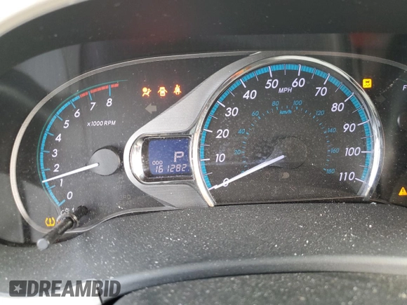 2012 Toyota Sienna XLE AAS with VIN 5TDYK3DC8CS224654, listed as a Copart auction lot 60927385 with 161,282 mi miles and Salvage title. Bid and sale history available at DreamBid. Image 9.