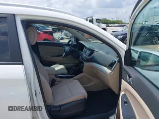 2016 Hyundai Tucson Limited with VIN KM8J33A21GU079870, listed as a IAAI auction lot 42074089 with 78,328 mi miles. Bid and sale history available at carsss.com. Image 5.