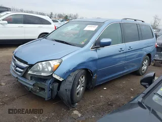 2007 Honda Odyssey EX with VIN 5FNRL38447B067235, listed as a IAAI auction lot 41899502 with 201,798 mi miles. Bid and sale history available at carsss.com. Image 2.