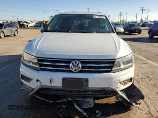 2018 Volkswagen Tiguan SEL z VIN 3VV2B7AX0JM017033, wystawiony jako Copart lot #85799204 z przebiegiem 64 075 mil mil oraz Szkoda całkowita • Salvage title. Historia ofert i sprzedaży dostępna na DreamBid. Obrazek 5.