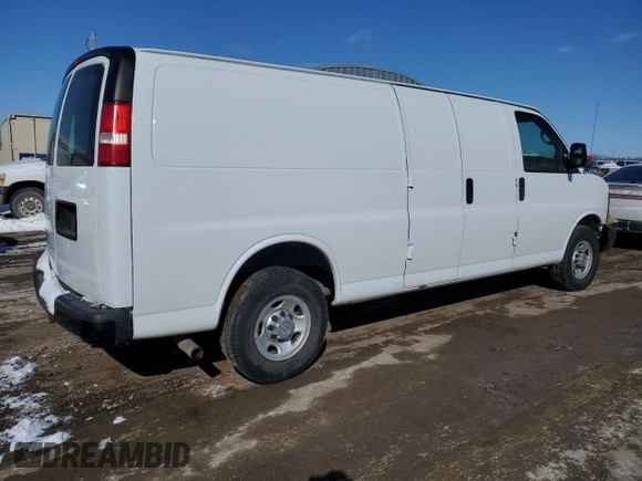 2014 Chevrolet Express Cargo Van with VIN 1GCWGGFA9E1105801, listed as a Copart auction lot 45789185 with 117,119 mi miles and Salvage Title. Bid and sale history available at carsss.com. Image 3.