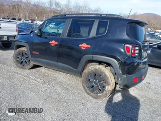 2018 Jeep Renegade Trailhawk with VIN ZACCJBCB3JPG81009, listed as a IAAI auction lot 41537095 with 91,506 mi miles. Bid and sale history available at carsss.com. Image 3.